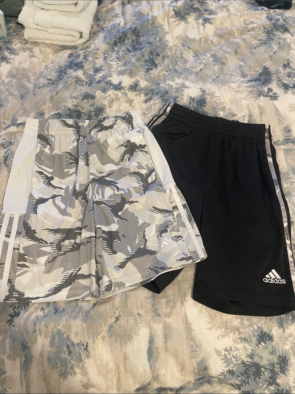 adidas Youth Athletic Shorts Set - Black & Gray Camo